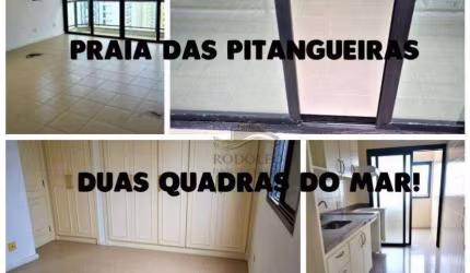 Guarujá Praia das Pitangueiras, Duas  Quadras do Mar! 3  Dormitórios + Dependência de empregada, 2 Vagas de Garagem!