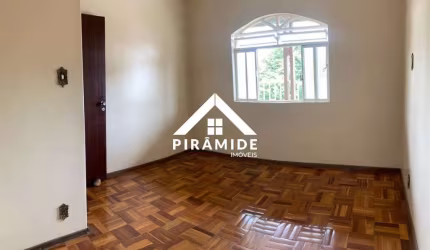 Casa com 4 quartos para alugar na Major Laje, 110, Ouro Preto, Belo Horizonte por R$ 4.900