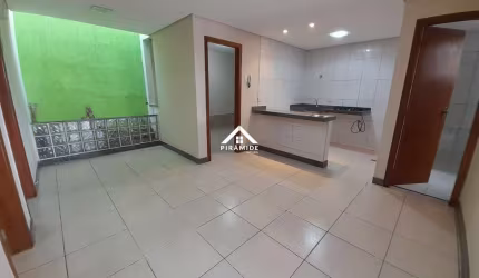 Casa com 3 quartos para alugar na Rua Casablanca, 169, Santa Terezinha, Belo Horizonte por R$ 2.900