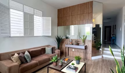 Linda Casa com 4 Quartos no Bairro dos Estados