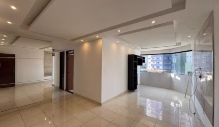 Apartamento de 3 quartos para locação no Bessa