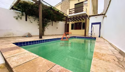 Casa com 5 dormitórios à venda, 220 m² por R$ 660.000,00 - Nova São Pedro - São Pedro da Aldeia/RJ