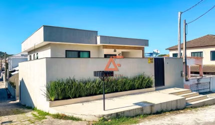 Casa com 2 dormitórios à venda, 118 m² por R$ 440.000,00 - Fluminense - São Pedro da Aldeia/RJ