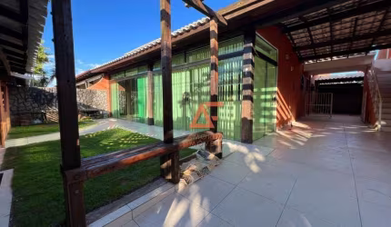 Casa com 4 dormitórios à venda, 230 m² por R$ 700.000,00 - Balneário São Pedro - São Pedro da Aldeia/RJ
