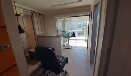 Sala Comercial 45m2 em cobertura em condomínio O2