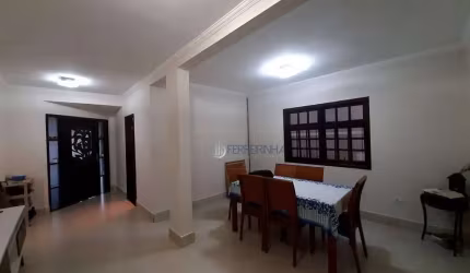 Casa com 4 dormitórios à venda, 240 m² por R$ 1.300.000,00 - Urbanova - São José dos Campos/SP