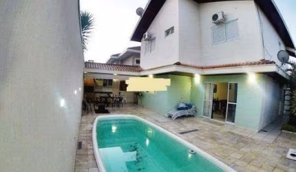 Casa com 4 dormitórios à venda, 280 m² por R$ 1.700.000,00 - Urbanova - São José dos Campos/SP