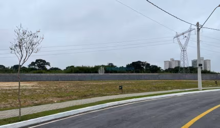 Terreno à venda, 900 m² por R$ 1.834.114,35 - Urbanova - São José dos Campos/SP