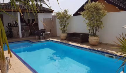 Casa com 3 dormitórios para alugar, 230 m² por R$ 8.034,83/mês - Urbanova - São José dos Campos/SP