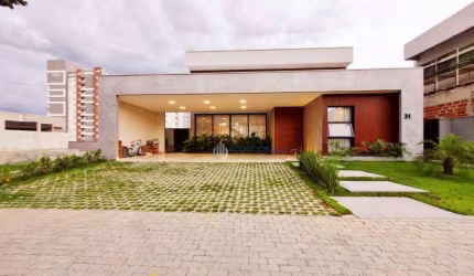Casa à venda, 300 m² por R$ 2.550.000,00 - Urbanova - São José dos Campos/SP