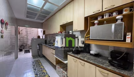 Casa com 4 dormitórios à venda, 250 m² por R$ 1.500.000,00 - Piratininga - Niterói/RJ