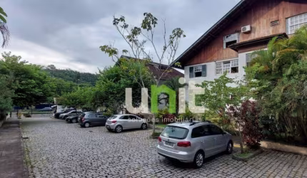 Apartamento com 2 dormitórios à venda, 75 m² por R$ 500.000,00 - Pendotiba - Niterói/RJ