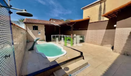 Casa com 4 dormitórios à venda, 138 m² por R$ 950.000 - Serra Grande - Niterói/RJ