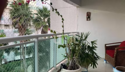 Apartamento com 3 dormitórios à venda, 102 m² por R$ 1.290.000,00 - Camboinhas - Niterói/RJ