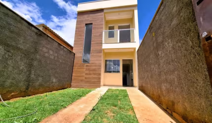 Casa Duplex à Venda no Bairro Mangabeiras, em Mateus Leme | JUATUBA IMÓVEIS
