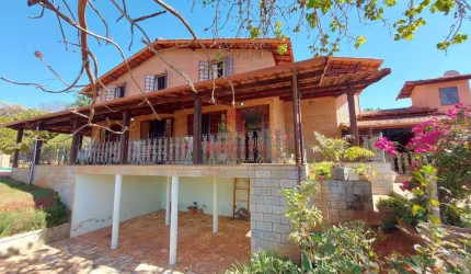 Vende-se Sítio com Lazer Completo Próximo ao Centro da Cidade de Juatuba | JUATUBA IMÓVEIS