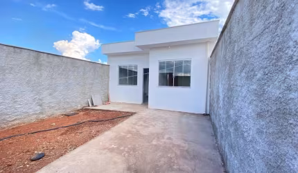 Casa à venda no bairro Imperatriz em Mateus Leme | JUATUBA IMÓVEIS