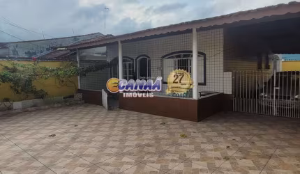 Casa com 4 dorms, Balneário Itaguai, Mongaguá - R$ 350 mil, Cod: 10033