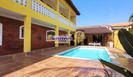 Sobrado com 3 quartos, Balneário Regina Maria, Mongaguá - R$ 445 mil, Cod: 10734