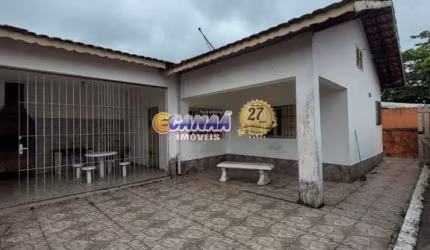 Casa com 1 quarto, Balneário Itaguai, Mongaguá - R$ 360 mil, Cod: 11648