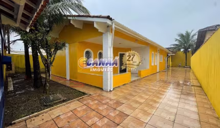 Casa com 3 quartos, Baunerio Itaguai, Mongaguá - R$ 380 mil, Cod: 7173