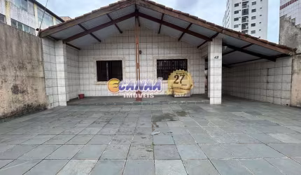 Casa com 3 dorms, Santa Eugênia, Mongaguá - R$ 600 mil, Cod: 12201