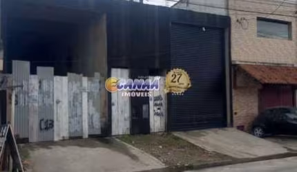 Salão, Balneário Barigui, Mongaguá - R$ 428 mil, Cod: 11537