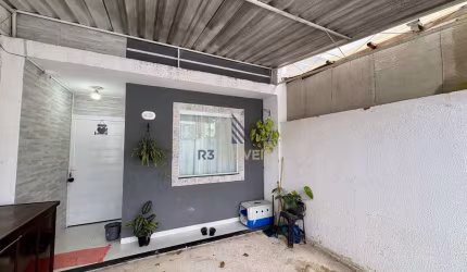 Casa em condomínio fechado com 2 quartos à venda na Estrada do Tingui, Campo Grande, Rio de Janeiro, 58 m2 por R$ 240.000