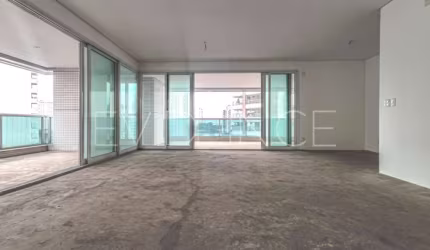 Apartamento à venda no Anália Franco com 243 m²