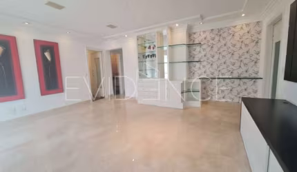 Apartamento de 145 metros, mobiliado e com varanda no Coração do Jardim Anália Franco!