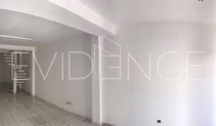 Salão comercial, 2 pavimentos 240 metros, próximo ao Metrô Tatuapé e Praça Silvio Romero.