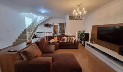 CASA À VENDA NO TATUAPÉ COM 261 M²