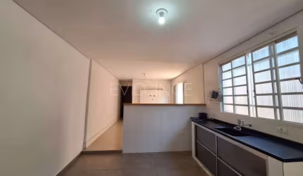 Casa Térrea para Venda ou Locação no Tatuapé com 1 vaga - 160 metros