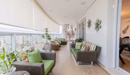 Apartamento à venda no Anália Franco. Alto padrão - 330m² - 3 suítes - 6 vagas. Em frente ao Ceret.