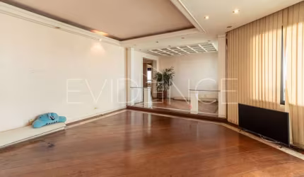 Apartamento à venda no Anália Franco com 160 m²