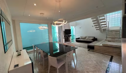 Casa alto padrão à venda Vila Santa Isabel com 3 suítes - 2 vagas