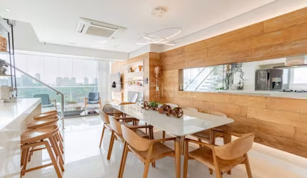 Cobertura duplex única com vista deslumbrante para o Parque Ceret. São 222m² úteis,