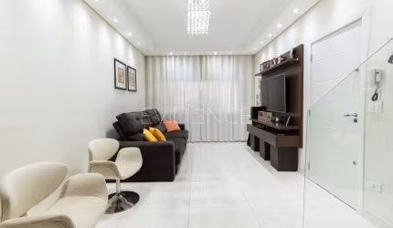 Sobrado à venda com 190 m² com 4 dormitórios, 2 vagas e área gourmet com churrasqueira