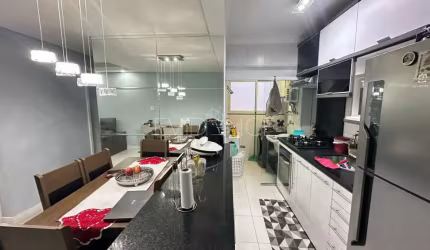 Apartamento com 3 dormitórios e varanda gourmet próximo ao Anália Franco