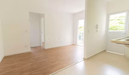Apartamento à venda com 40 m² no Anália Franco