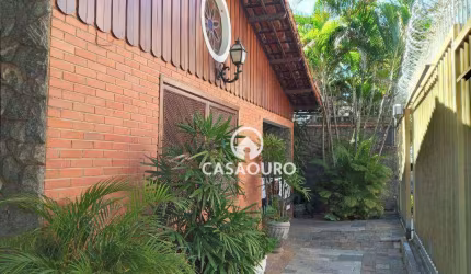 Casa com 4 quartos à venda, 197 m² por R$ 1.250.000 - Santa Efigênia - Belo Horizonte/MG