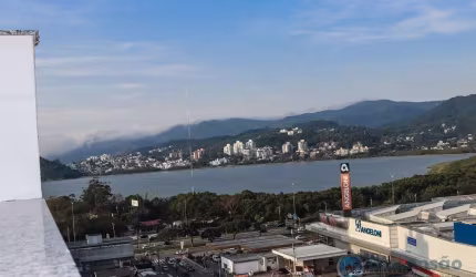 Cobertura com vista para Beira Mar e terraço
