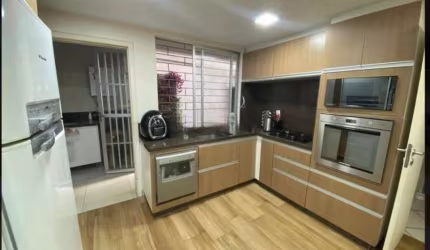 Apartamento amplo à venda no bairro Centro de Florianópolis
