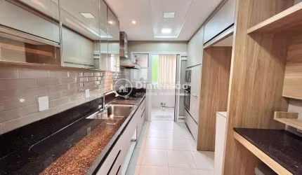 Cobertura à Venda de 3 Dormitórios ( 1 suíte) - Bairro Saco Grande