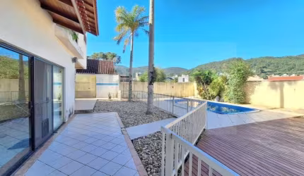 Casa à venda no Córrego Grande, Florianópolis