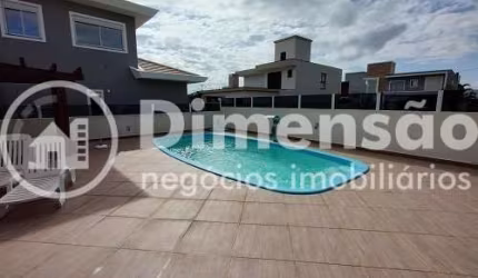 Casa em Condomínio Fechado com 253,09 m² de área construída.