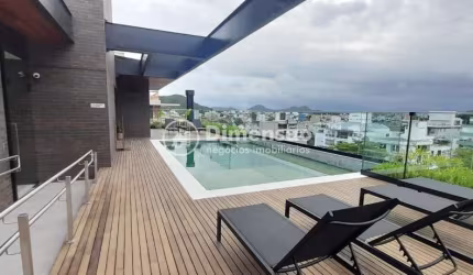 210 m² privativos em Jurerê 150 metros da praia