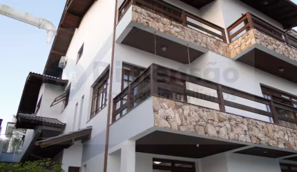 Casa de alto padrão com vista mar na área mais nobre do bairro João Paulo