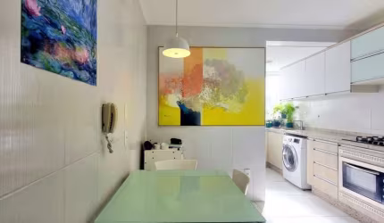 Apartamento reformado no Centro de Florianópolis