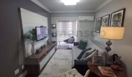 Apartamento de Alto Padrão no Centro de Florianópolis - Mobiliado e Decorado!